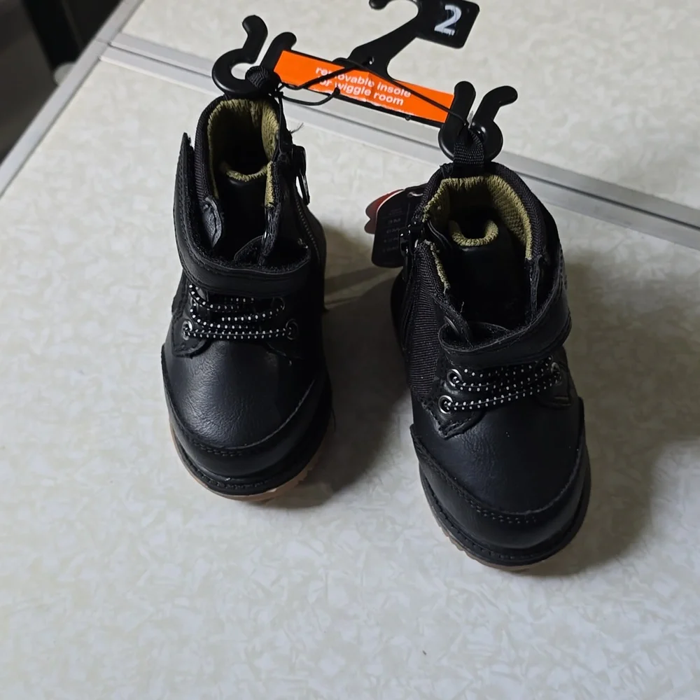 Combat Baby‎ Boy Boots shoes easy on/off Black Size 2